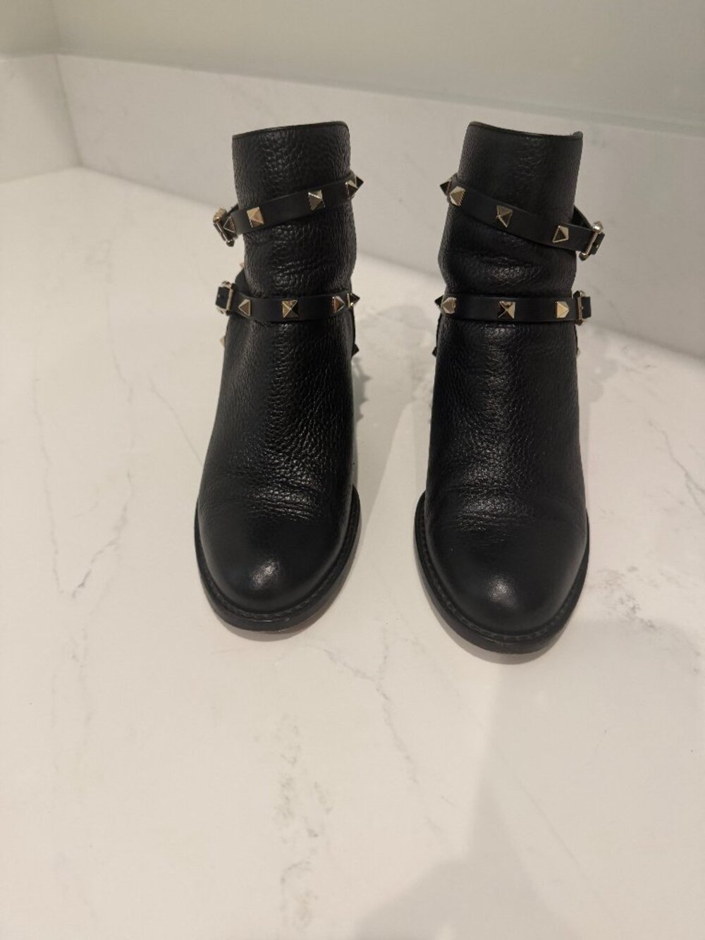 Valentino Garavani short boots Black size 9